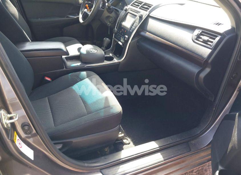 Photo 5 of 2016 Toyota Camry LE (VIN 4T1BF1FK3GU169062)