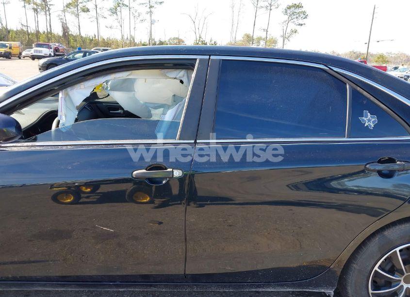 Photo 15 of 2016 Toyota Camry LE (VIN 4T1BF1FK3GU169322)