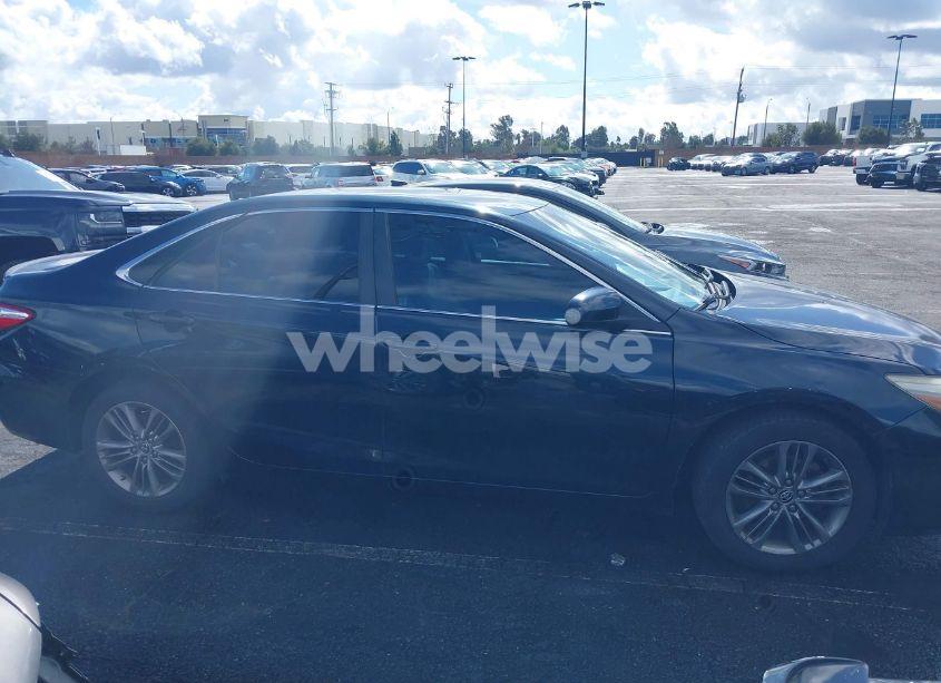 Photo 13 of 2016 Toyota Camry SE (VIN 4T1BF1FK3GU176030)