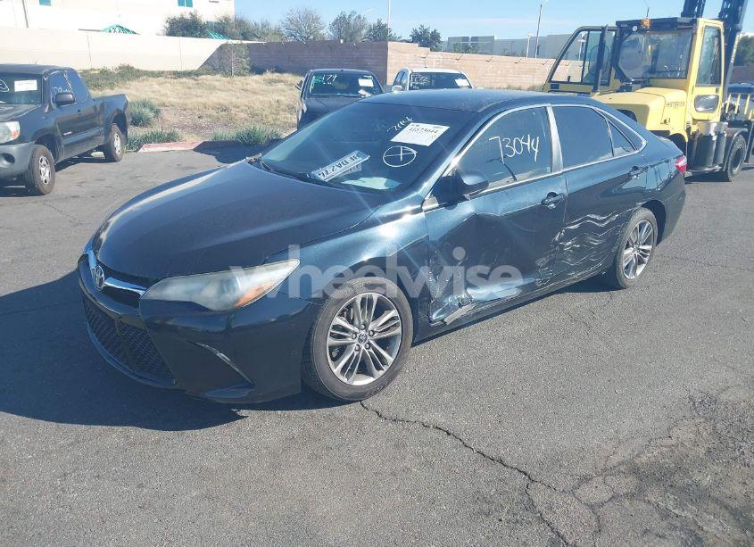 Photo 2 of 2016 Toyota Camry SE (VIN 4T1BF1FK3GU176030)