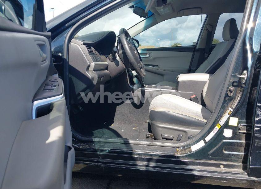 Photo 5 of 2016 Toyota Camry SE (VIN 4T1BF1FK3GU176030)