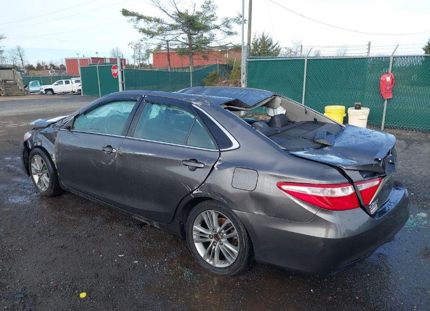 Photo 3 of 2016 Toyota Camry SE (VIN 4T1BF1FK3GU188887)