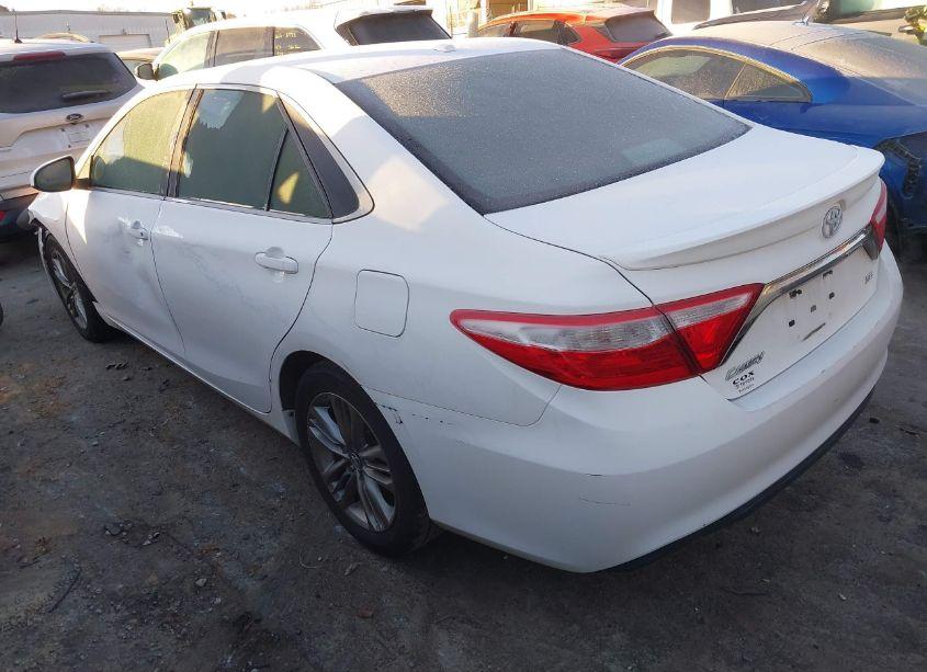 Photo 3 of 2016 Toyota Camry SE (VIN 4T1BF1FK3GU191255)