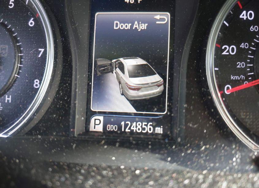 Photo 15 of 2016 Toyota Camry SE (VIN 4T1BF1FK3GU198674)