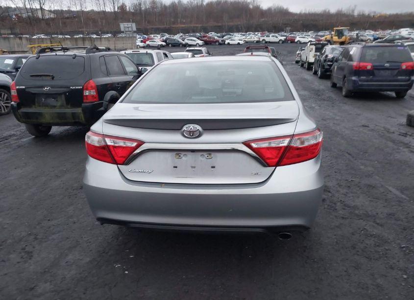 Photo 16 of 2016 Toyota Camry SE (VIN 4T1BF1FK3GU204358)