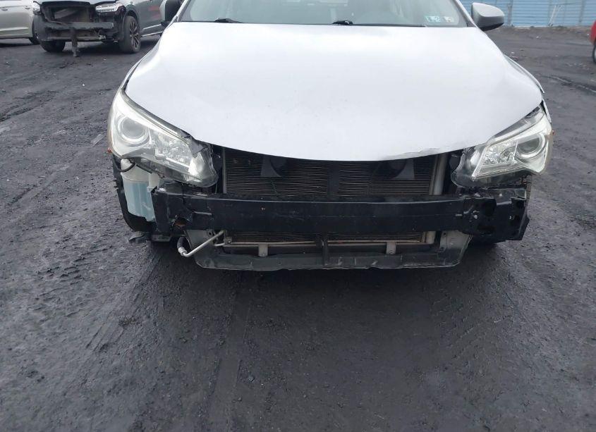 Photo 6 of 2016 Toyota Camry SE (VIN 4T1BF1FK3GU204358)