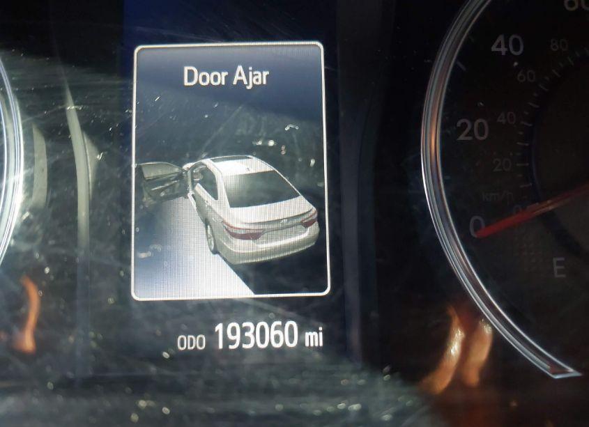 Photo 15 of 2016 Toyota Camry SE (VIN 4T1BF1FK3GU212671)