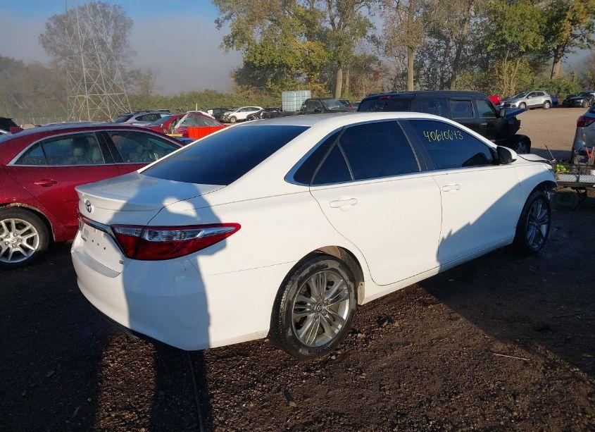 Photo 4 of 2016 Toyota Camry SE (VIN 4T1BF1FK3GU212671)