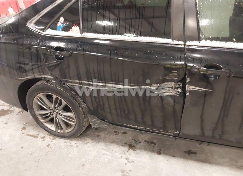 Photo 6 of 2016 Toyota Camry SE (VIN 4T1BF1FK3GU226599)