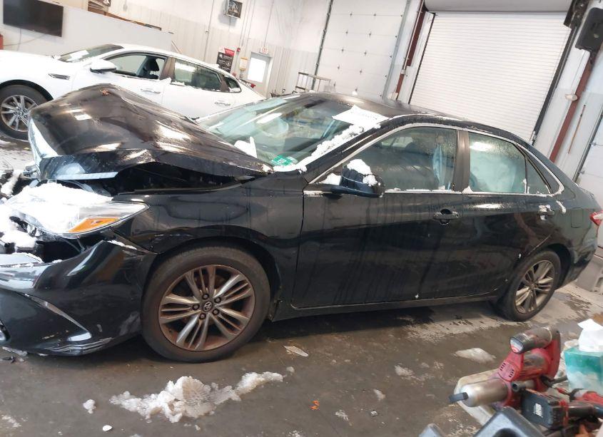 Photo 14 of 2016 Toyota Camry SE (VIN 4T1BF1FK3GU228305)