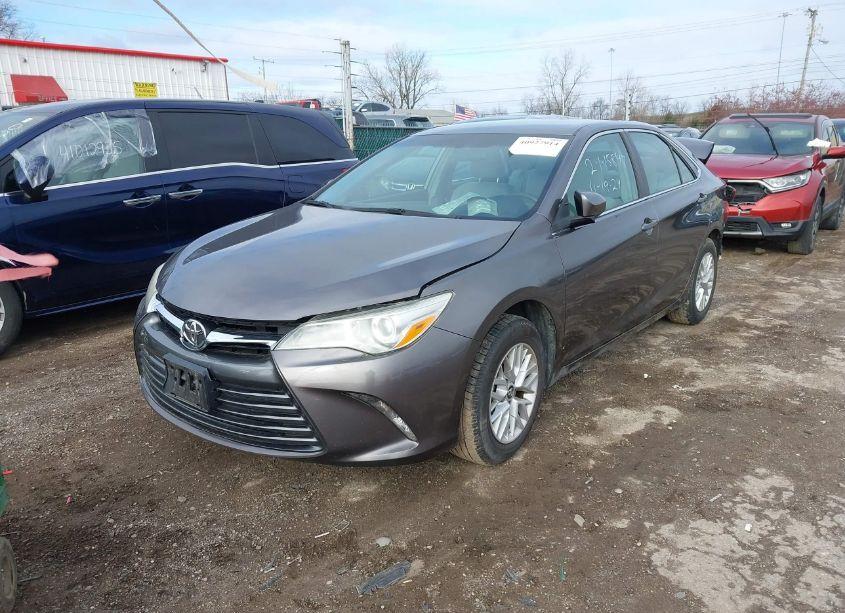 Photo 12 of 2016 Toyota Camry LE (VIN 4T1BF1FK3GU230359)