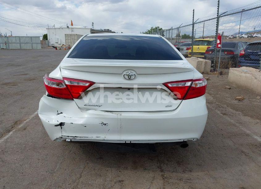 Photo 16 of 2016 Toyota Camry SE (VIN 4T1BF1FK3GU233360)