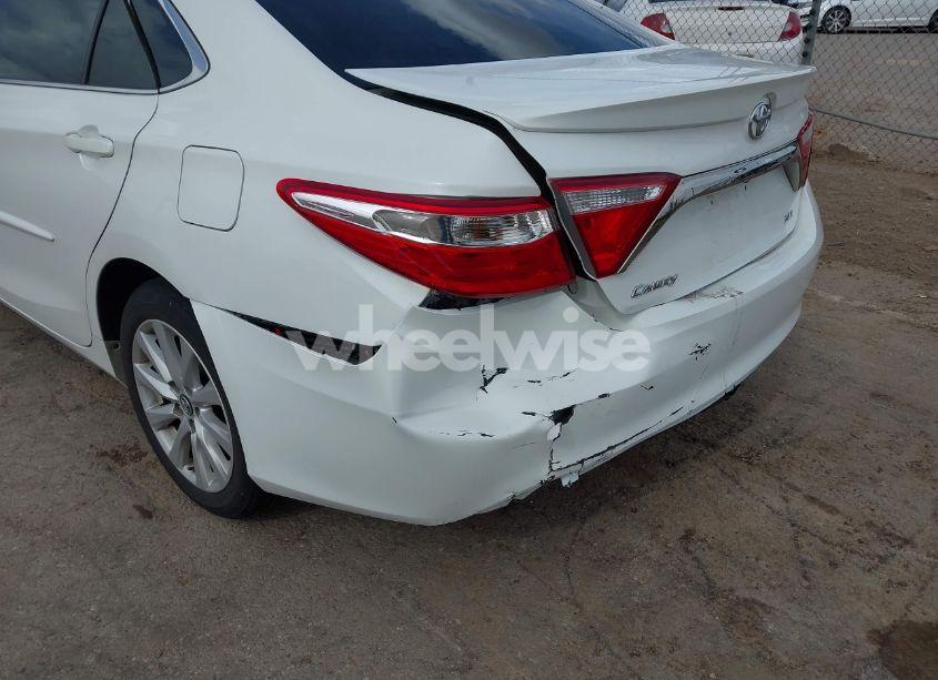 Photo 6 of 2016 Toyota Camry SE (VIN 4T1BF1FK3GU233360)