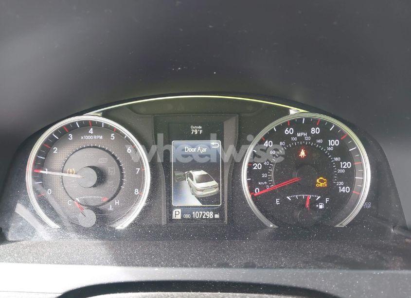 Photo 7 of 2016 Toyota Camry SE (VIN 4T1BF1FK3GU233360)