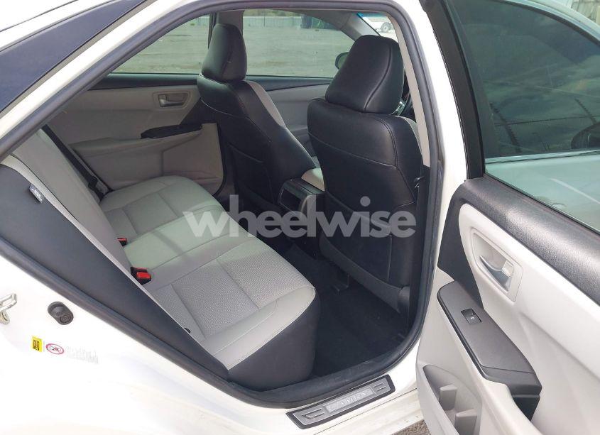 Photo 8 of 2016 Toyota Camry SE (VIN 4T1BF1FK3GU233360)