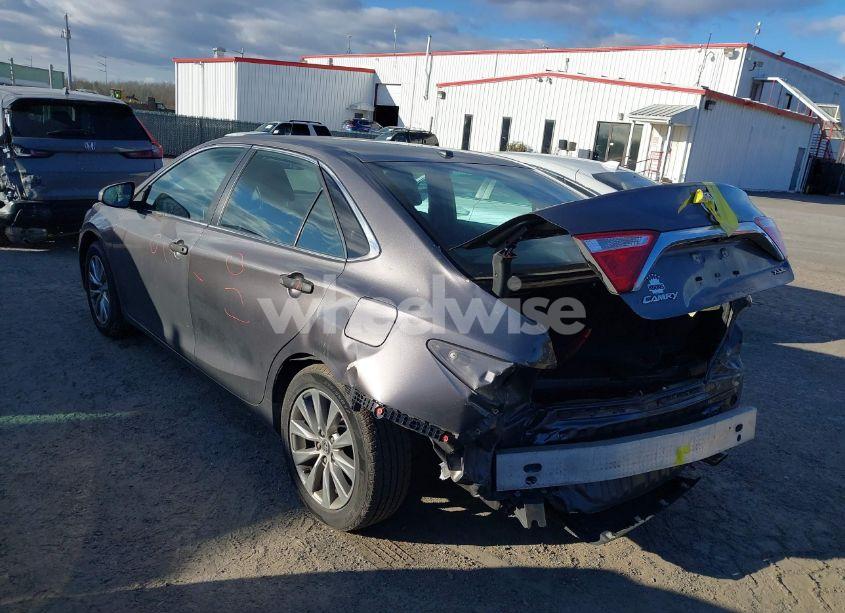 Photo 3 of 2016 Toyota Camry XLE (VIN 4T1BF1FK3GU246917)
