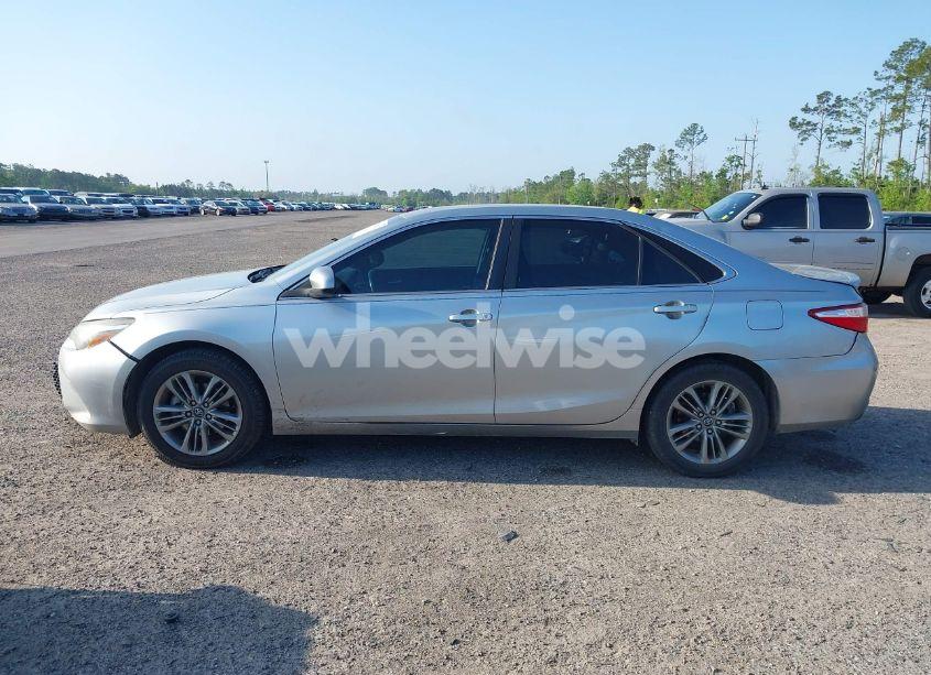 Photo 14 of 2016 Toyota Camry SE (VIN 4T1BF1FK3GU256718)