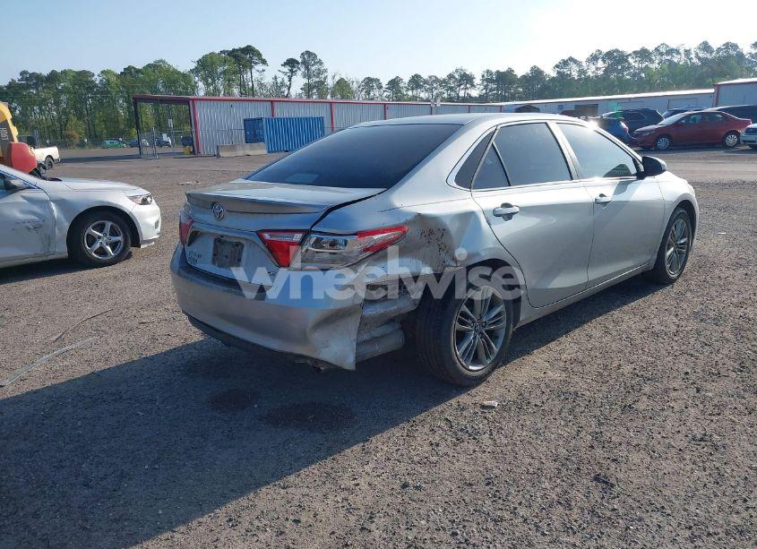 Photo 4 of 2016 Toyota Camry SE (VIN 4T1BF1FK3GU256718)