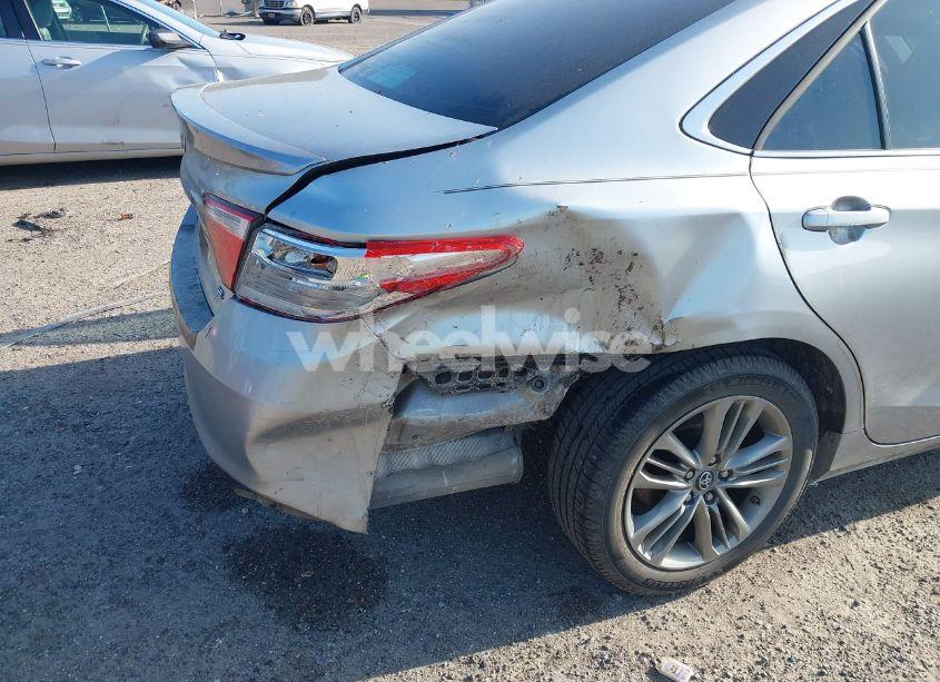 Photo 6 of 2016 Toyota Camry SE (VIN 4T1BF1FK3GU256718)