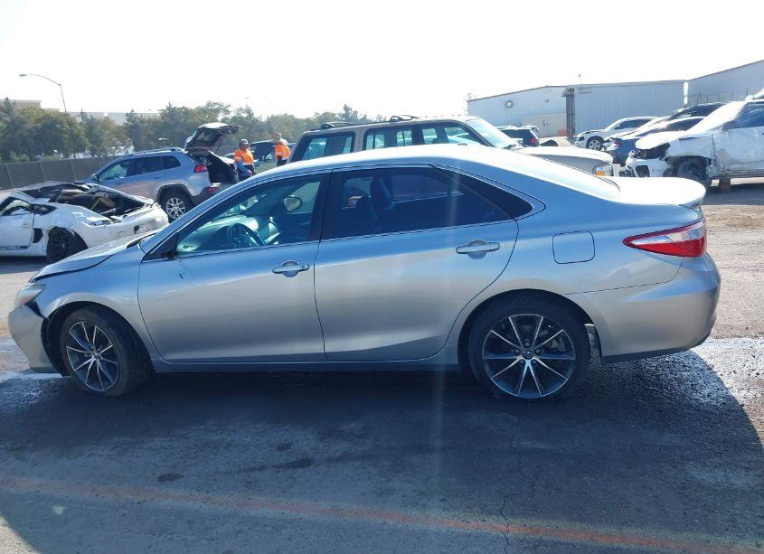 Photo 14 of 2016 Toyota Camry XSE (VIN 4T1BF1FK3GU259389)