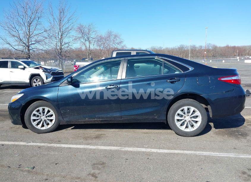 Photo 14 of 2016 Toyota Camry LE (VIN 4T1BF1FK3GU545694)