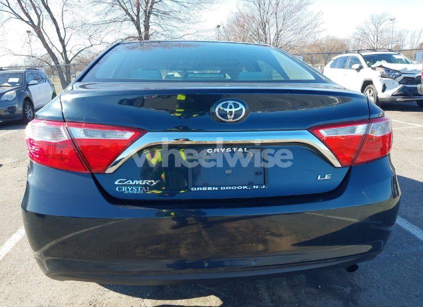 Photo 16 of 2016 Toyota Camry LE (VIN 4T1BF1FK3GU545694)