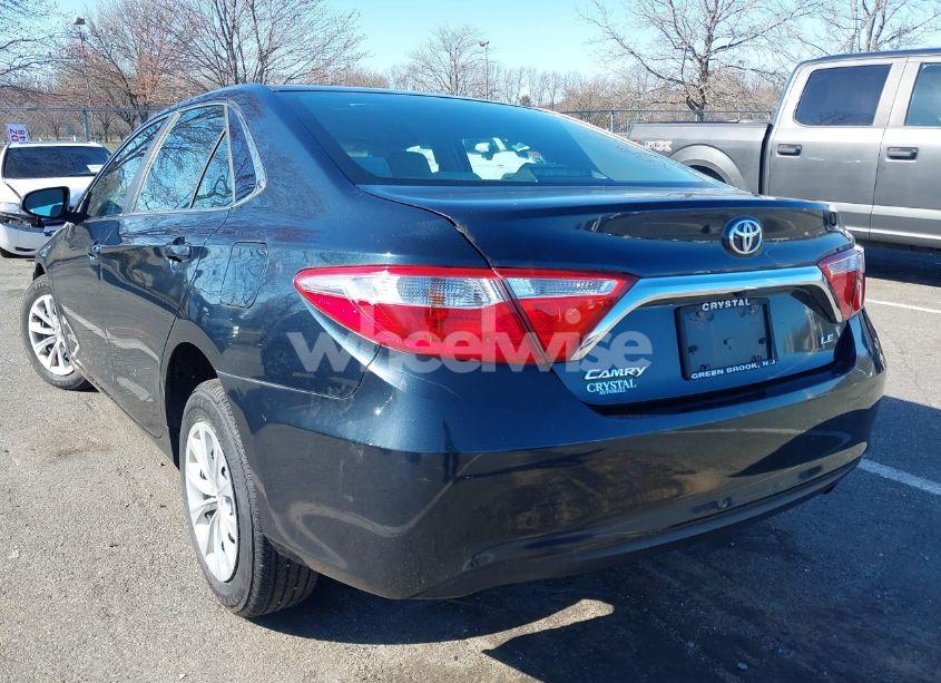 Photo 3 of 2016 Toyota Camry LE (VIN 4T1BF1FK3GU545694)