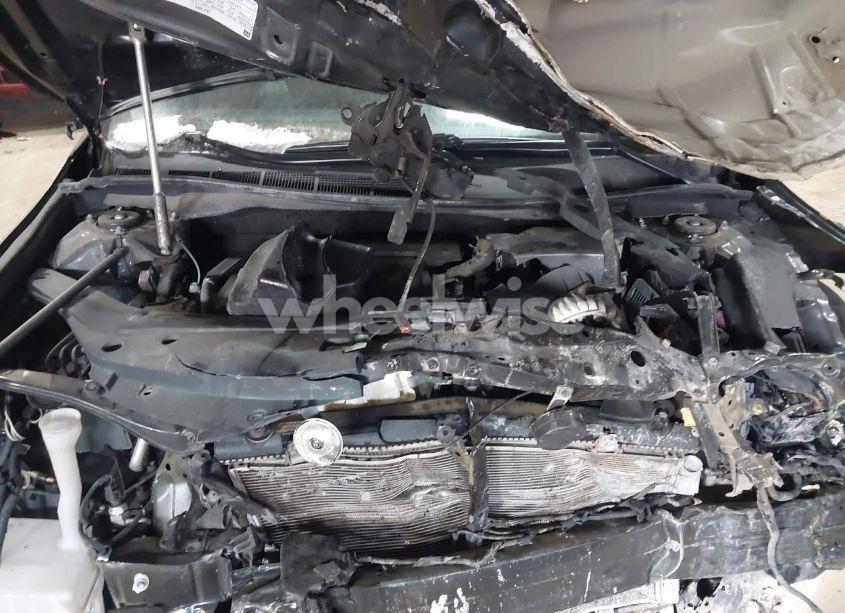 Photo 10 of 2016 Toyota Camry XSE (VIN 4T1BF1FK3GU555108)