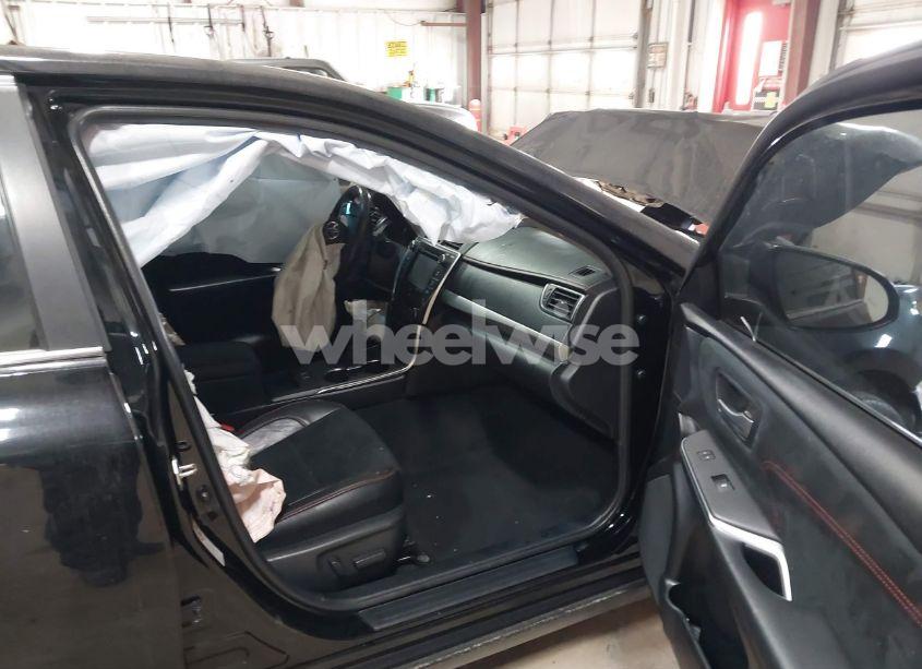 Photo 5 of 2016 Toyota Camry XSE (VIN 4T1BF1FK3GU555108)