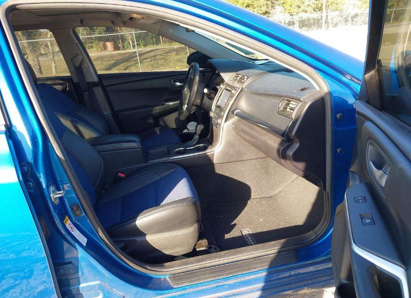 Photo 5 of 2016 Toyota Camry SE (VIN 4T1BF1FK3GU566948)