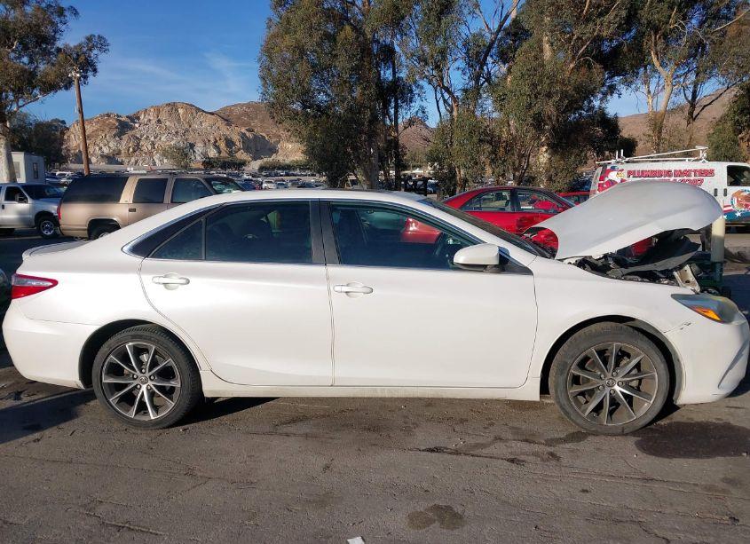 Photo 12 of 2016 Toyota Camry XSE (VIN 4T1BF1FK3GU575715)