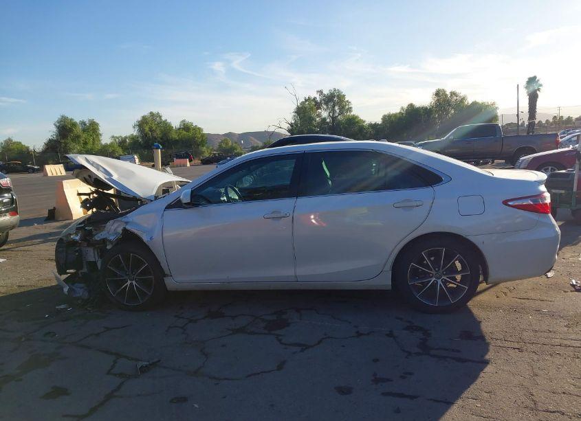 Photo 13 of 2016 Toyota Camry XSE (VIN 4T1BF1FK3GU575715)