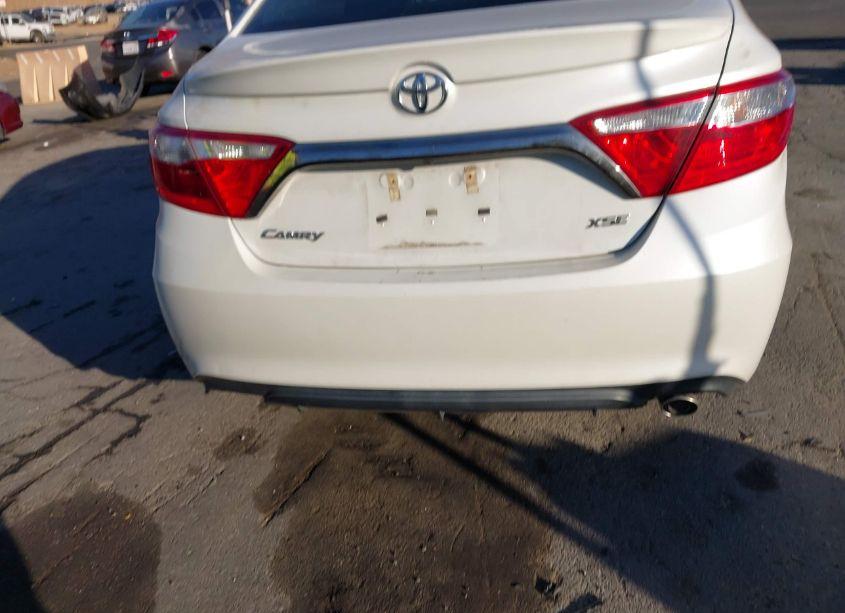 Photo 15 of 2016 Toyota Camry XSE (VIN 4T1BF1FK3GU575715)