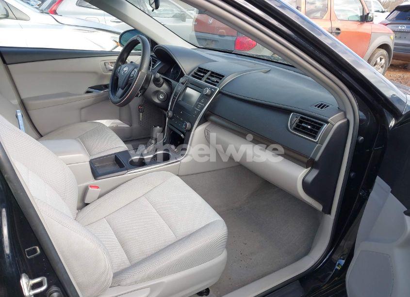 Photo 5 of 2016 Toyota Camry LE (VIN 4T1BF1FK3GU602895)