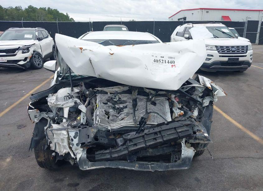 Photo 12 of 2016 Toyota Camry LE (VIN 4T1BF1FK3GU603822)