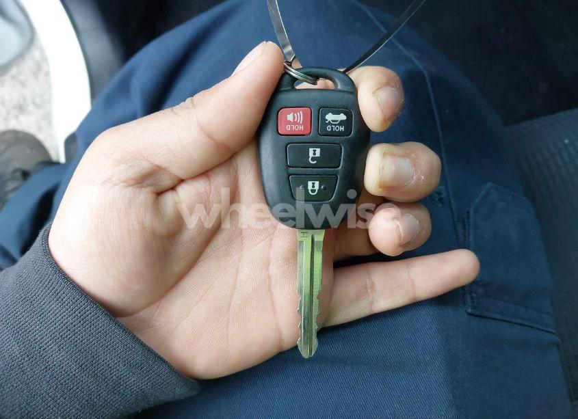 Photo 11 of 2017 Toyota Camry SE (VIN 4T1BF1FK3HU274086)