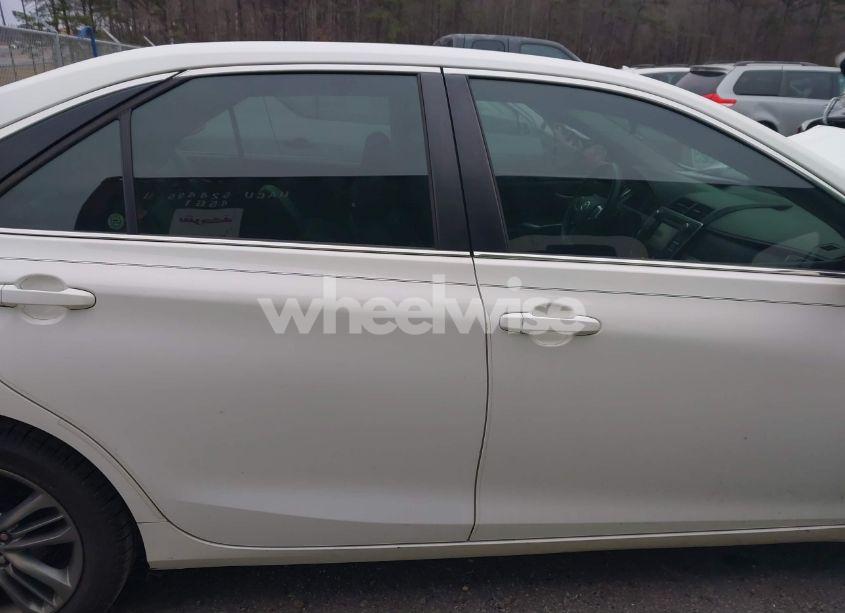 Photo 14 of 2017 Toyota Camry SE (VIN 4T1BF1FK3HU274086)