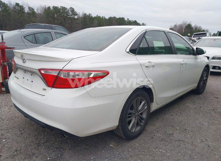 Photo 4 of 2017 Toyota Camry SE (VIN 4T1BF1FK3HU274086)