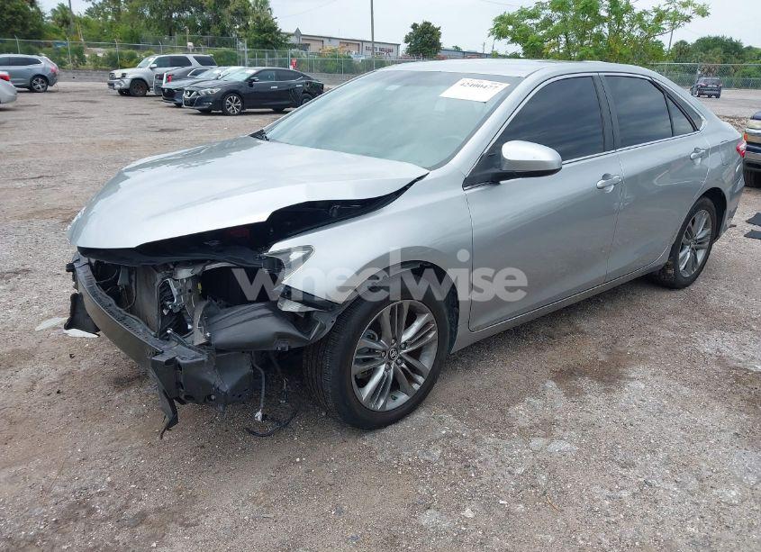 Photo 2 of 2017 Toyota Camry SE (VIN 4T1BF1FK3HU298629)