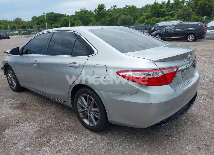 Photo 3 of 2017 Toyota Camry SE (VIN 4T1BF1FK3HU298629)