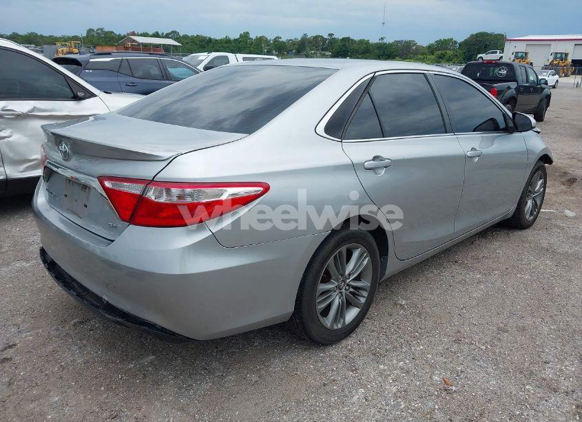 Photo 4 of 2017 Toyota Camry SE (VIN 4T1BF1FK3HU298629)