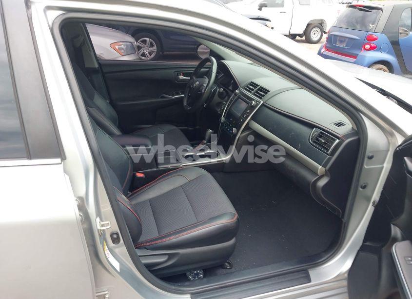 Photo 5 of 2017 Toyota Camry SE (VIN 4T1BF1FK3HU298629)