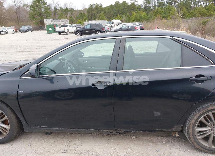 Photo 13 of 2017 Toyota Camry SE (VIN 4T1BF1FK3HU313047)