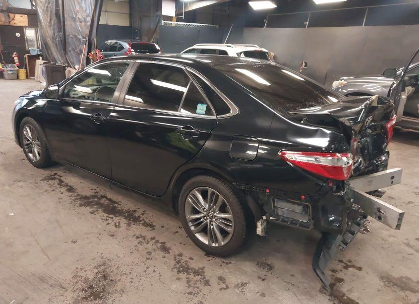 Photo 3 of 2017 Toyota Camry SE (VIN 4T1BF1FK3HU320466)