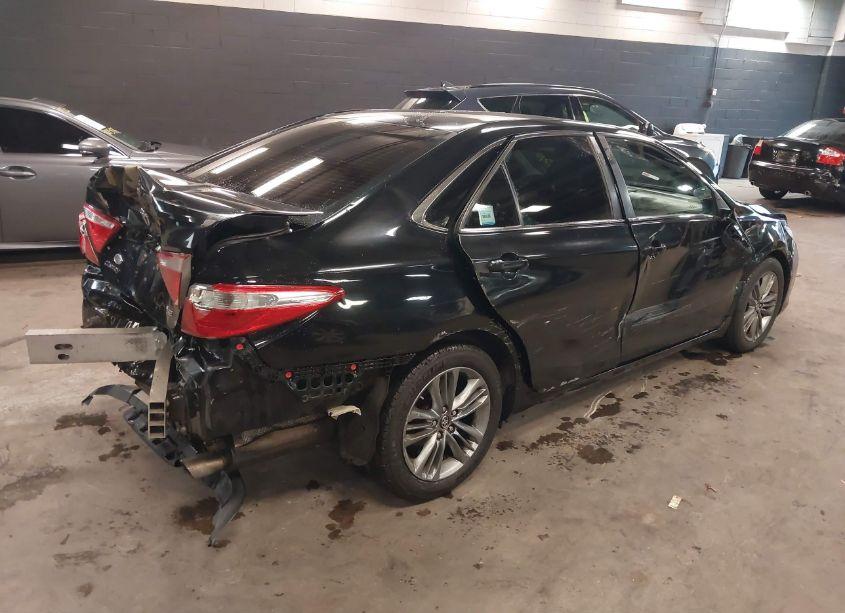 Photo 4 of 2017 Toyota Camry SE (VIN 4T1BF1FK3HU320466)