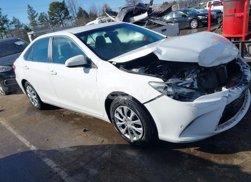 Photo 13 of 2017 Toyota Camry LE (VIN 4T1BF1FK3HU332181)