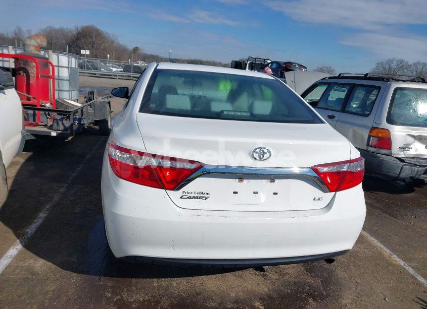 Photo 16 of 2017 Toyota Camry LE (VIN 4T1BF1FK3HU332181)