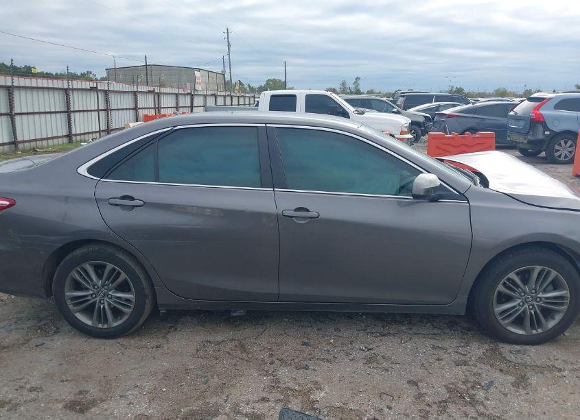 Photo 13 of 2017 Toyota Camry SE (VIN 4T1BF1FK3HU335176)