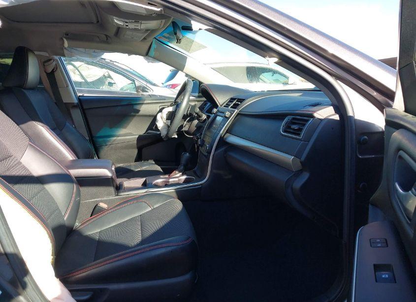 Photo 5 of 2017 Toyota Camry SE (VIN 4T1BF1FK3HU364208)