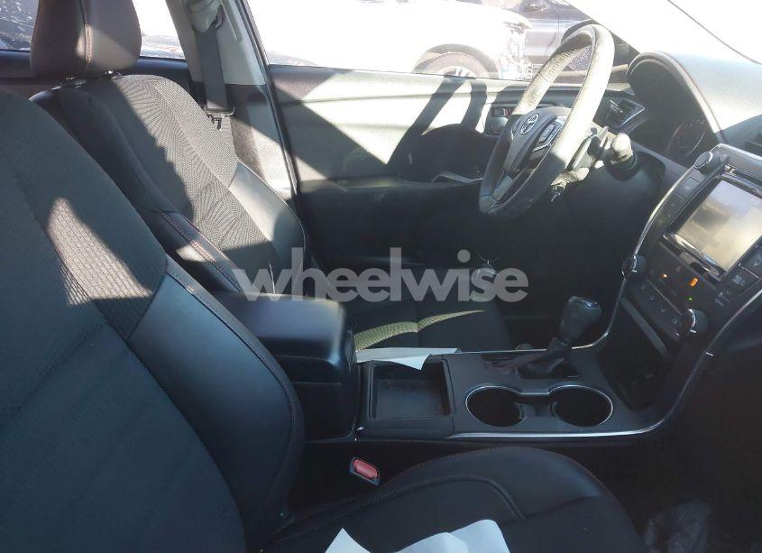 Photo 5 of 2017 Toyota Camry SE (VIN 4T1BF1FK3HU366282)